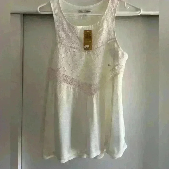 American Eagle Outfitters Tops - American Eagle tank top, off- white, size XS, NWT! Summer Boho Festival
